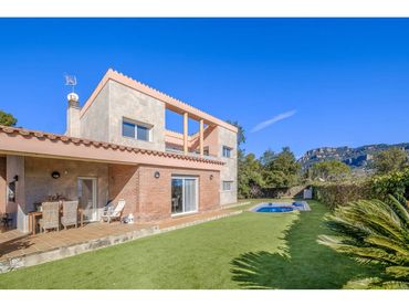 Haus mit Pool zum Verkauf in Matadepera