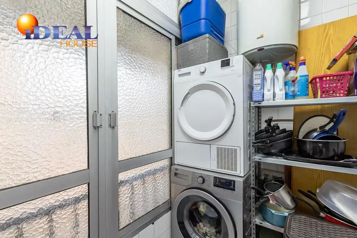 Kitchen of Flat for sale in Granada  with Air Conditioner and Terrace