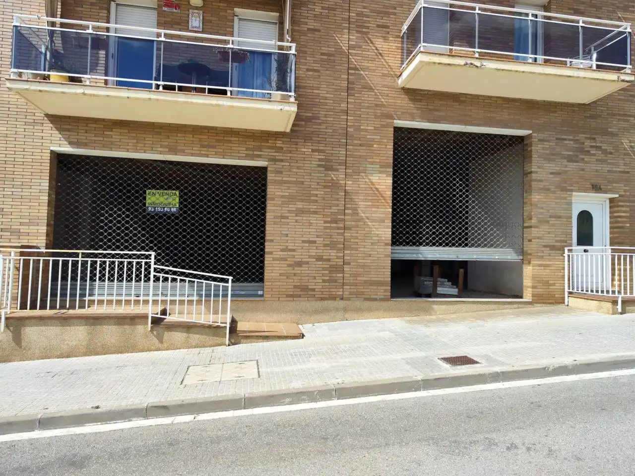 Local commercial à louer à Avenida Paísos Catalans, imagen 2