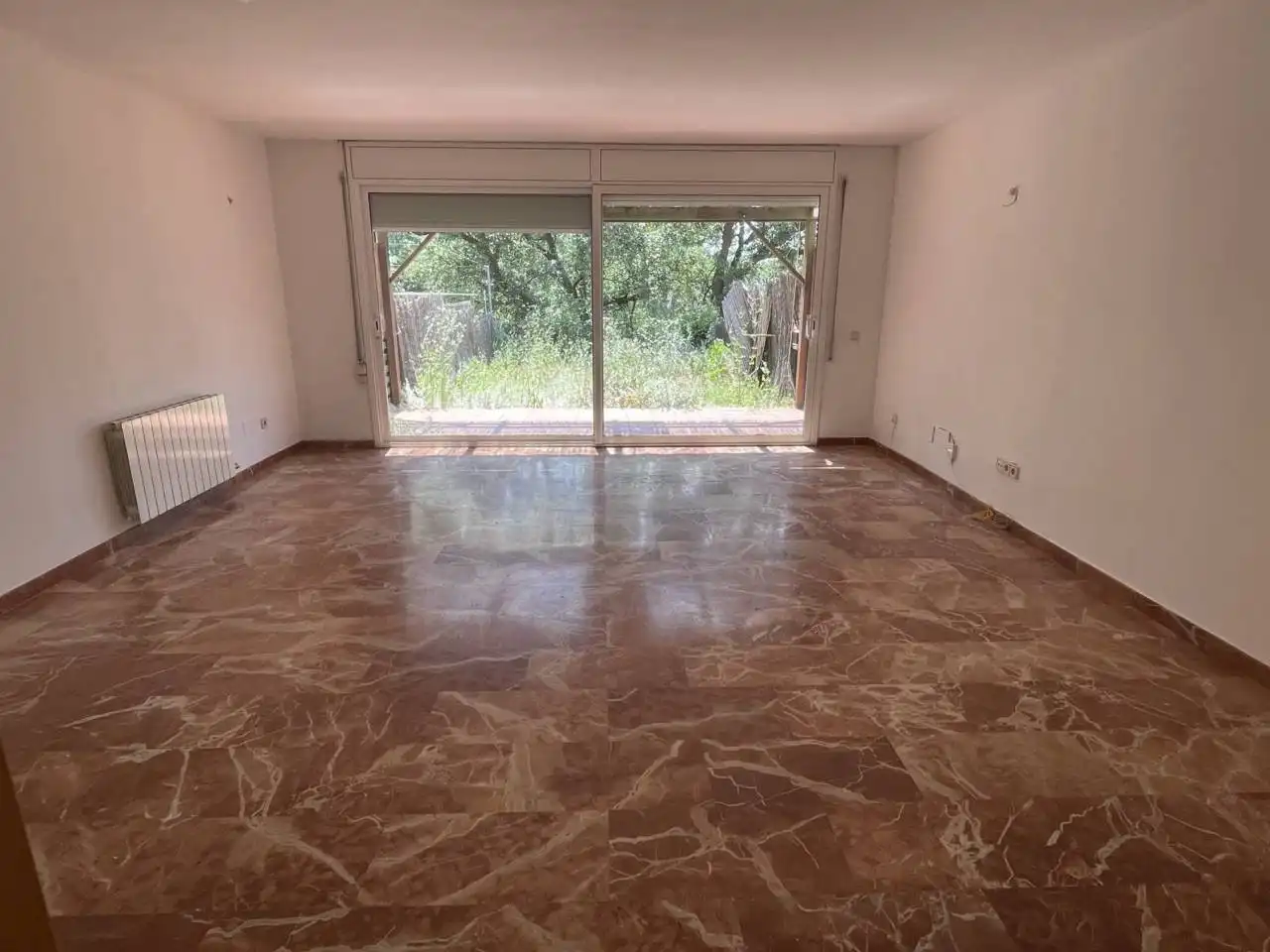 Sala d'estar de Casa o xalet en venda en L'Ametlla del Vallès amb Aire condicionat, Calefacció i Jardí privat