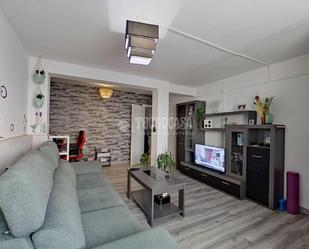 Living room of Single-family semi-detached for sale in Manresa  with Terrace