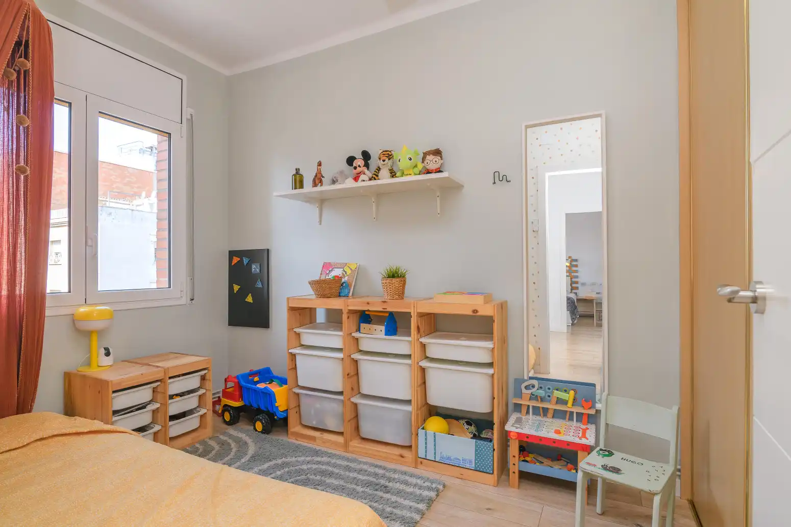 Habitación de Piso en venta en Sant Boi de Llobregat con Calefacción y Balcón