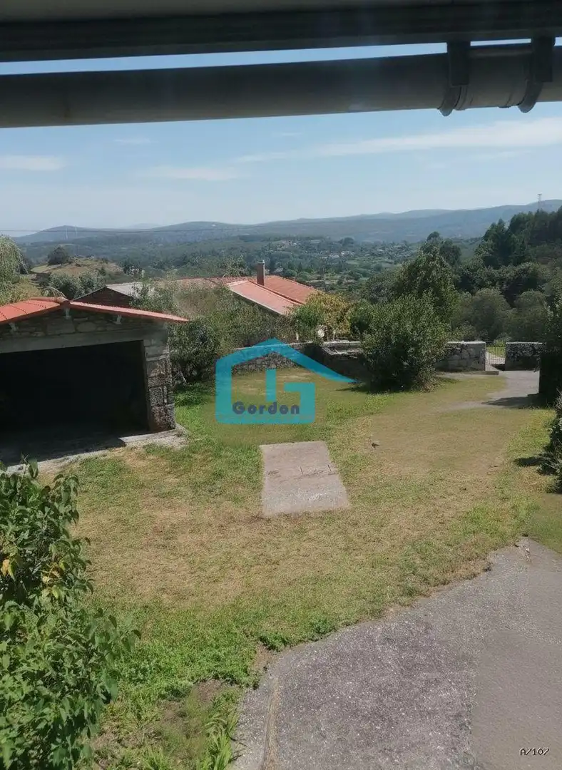 Casa adosada en venta en Cotobade con Trastero