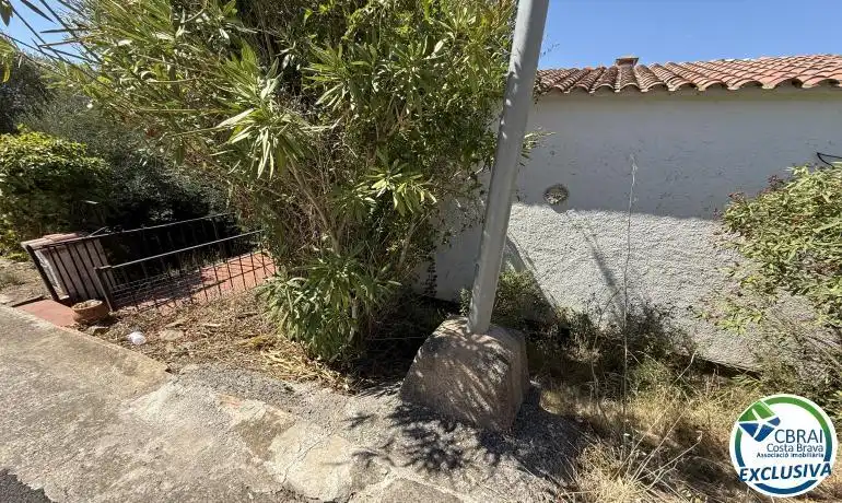 Houses for sale in Roses  with Private garden, Terrace and TV