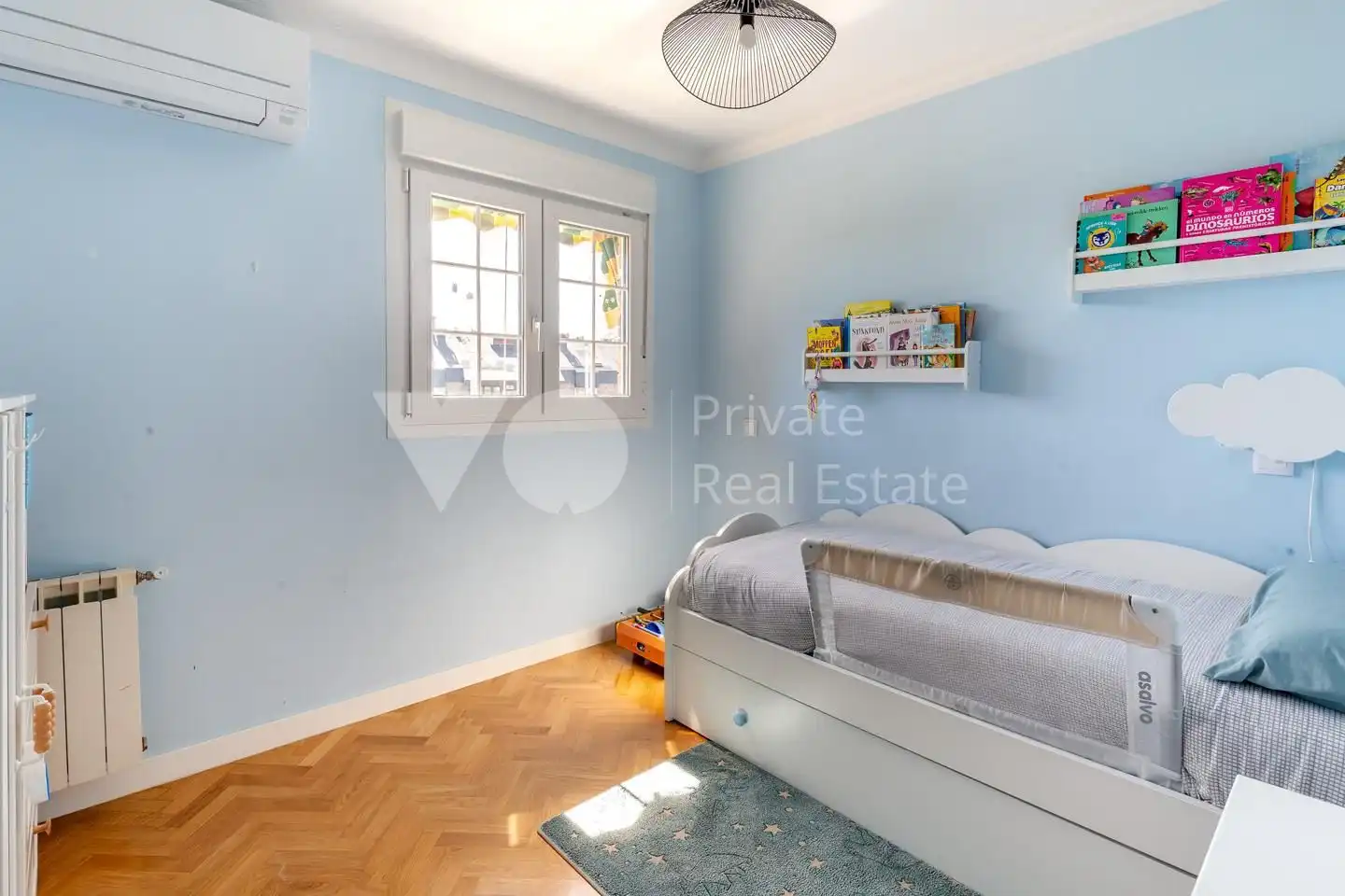 Habitación de Dúplex en venta en Majadahonda con Aire acondicionado, Calefacción y Parquet