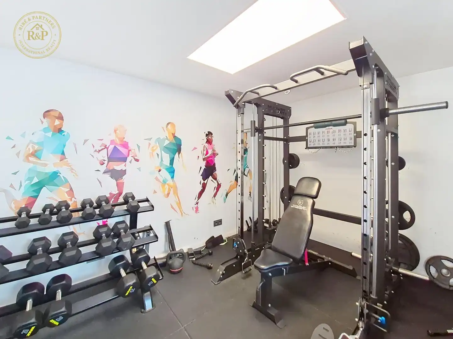 Flat for sale in Barcelona  with Heating, Storage room and Swimming Pool