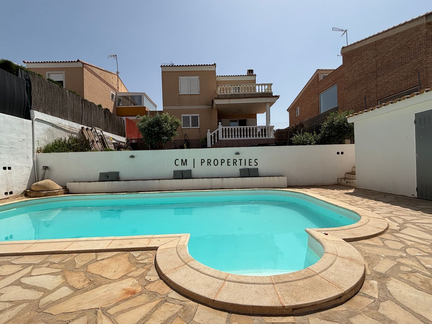 Piscina de Casa o xalet en venda en Chiva amb Terrassa, Traster i Piscina