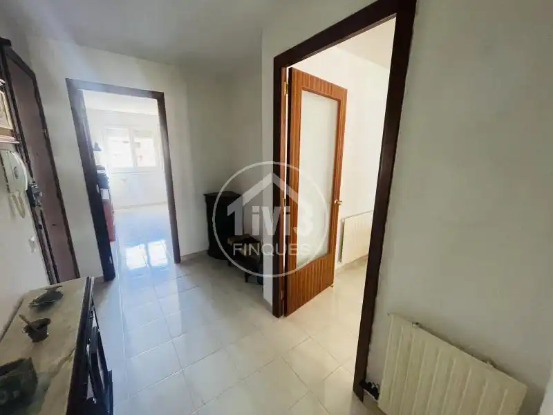 Wohnung zum Verkauf in Sant Joan Despí mit Heizung, Terrasse und Möbliert