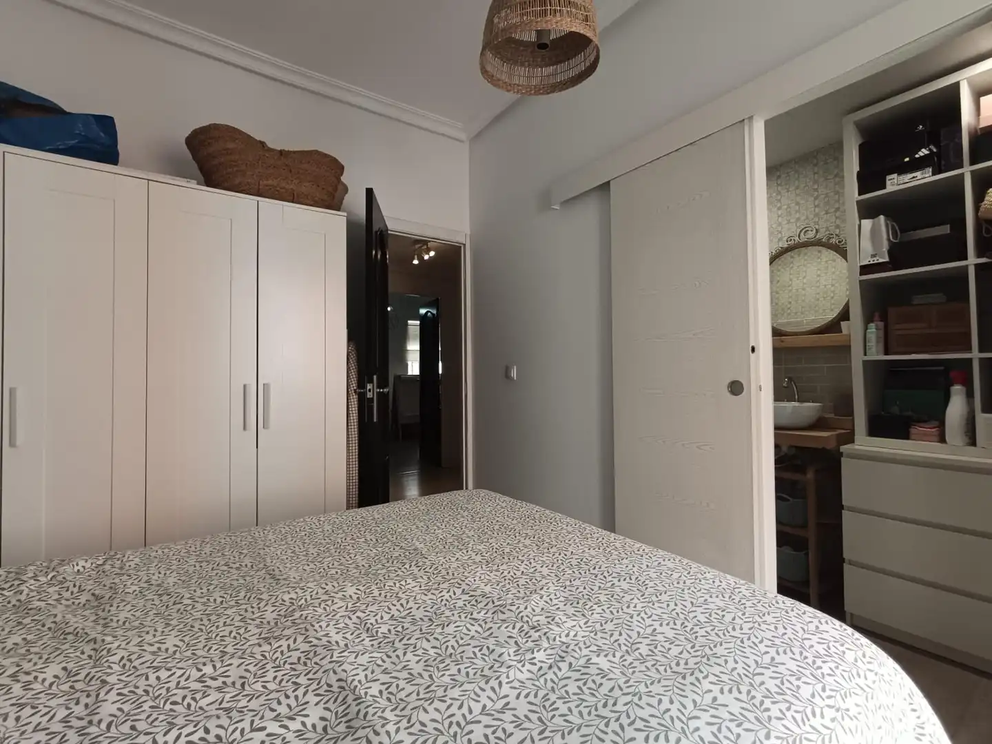 Schlafzimmer von Wohnung zum Verkauf in Córdoba mit Klimaanlage, Terrasse und Balkon