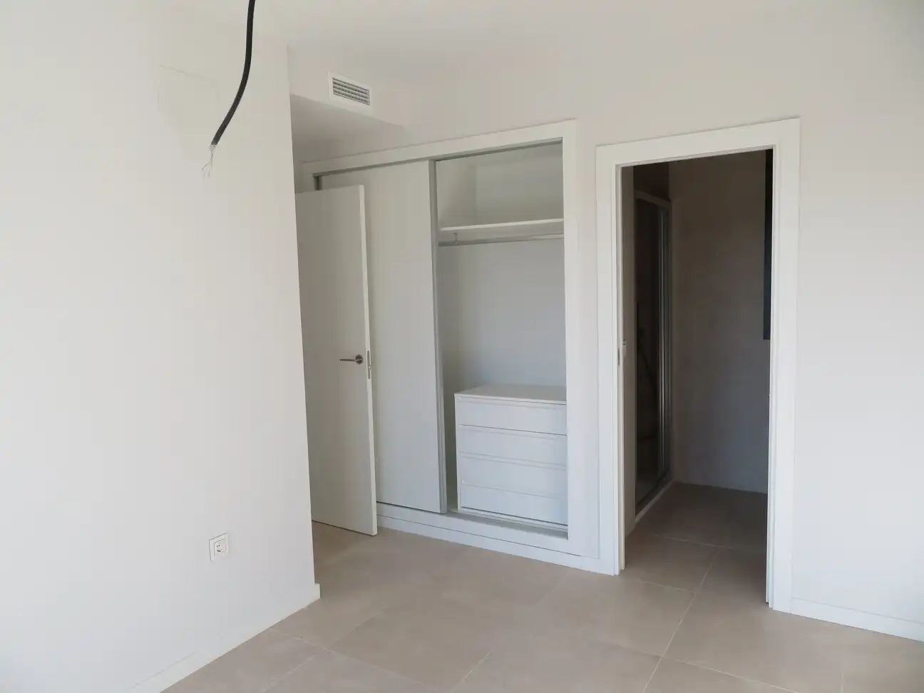 Schlafzimmer von Dachboden zum Verkauf in Dénia mit Klimaanlage, Terrasse und Gemeinschaftspool
