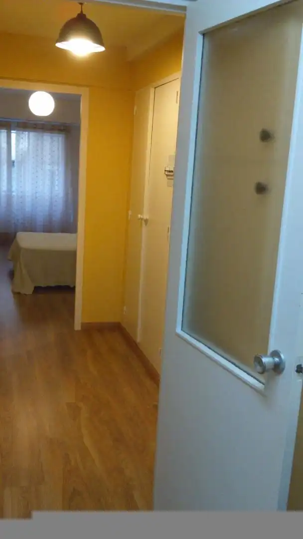 Piso de alquiler en Santiago de Compostela  con Calefacción, Parquet y Amueblado