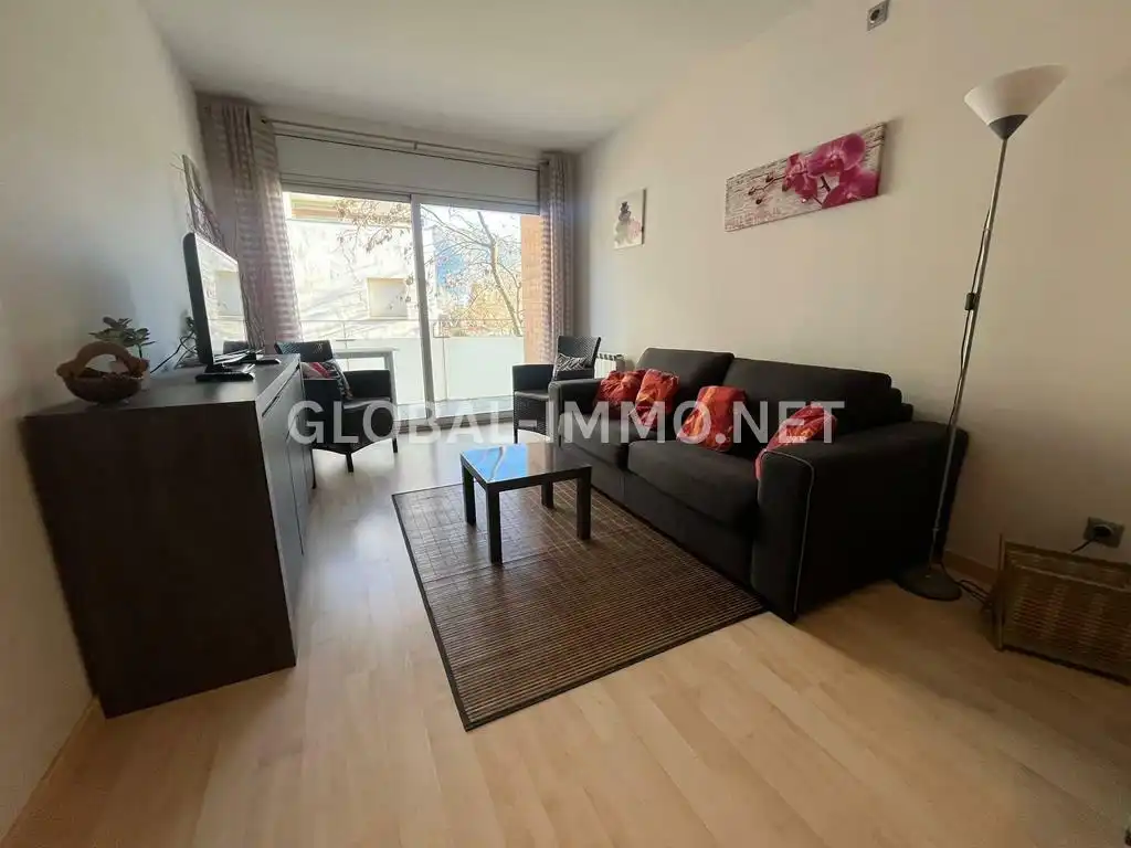 Sala d'estar de Apartament en venda en Roses amb Aire condicionat, Calefacció i Moblat
