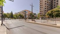 Vista exterior de Pis en venda en  Granada Capital amb Aire condicionat i Terrassa