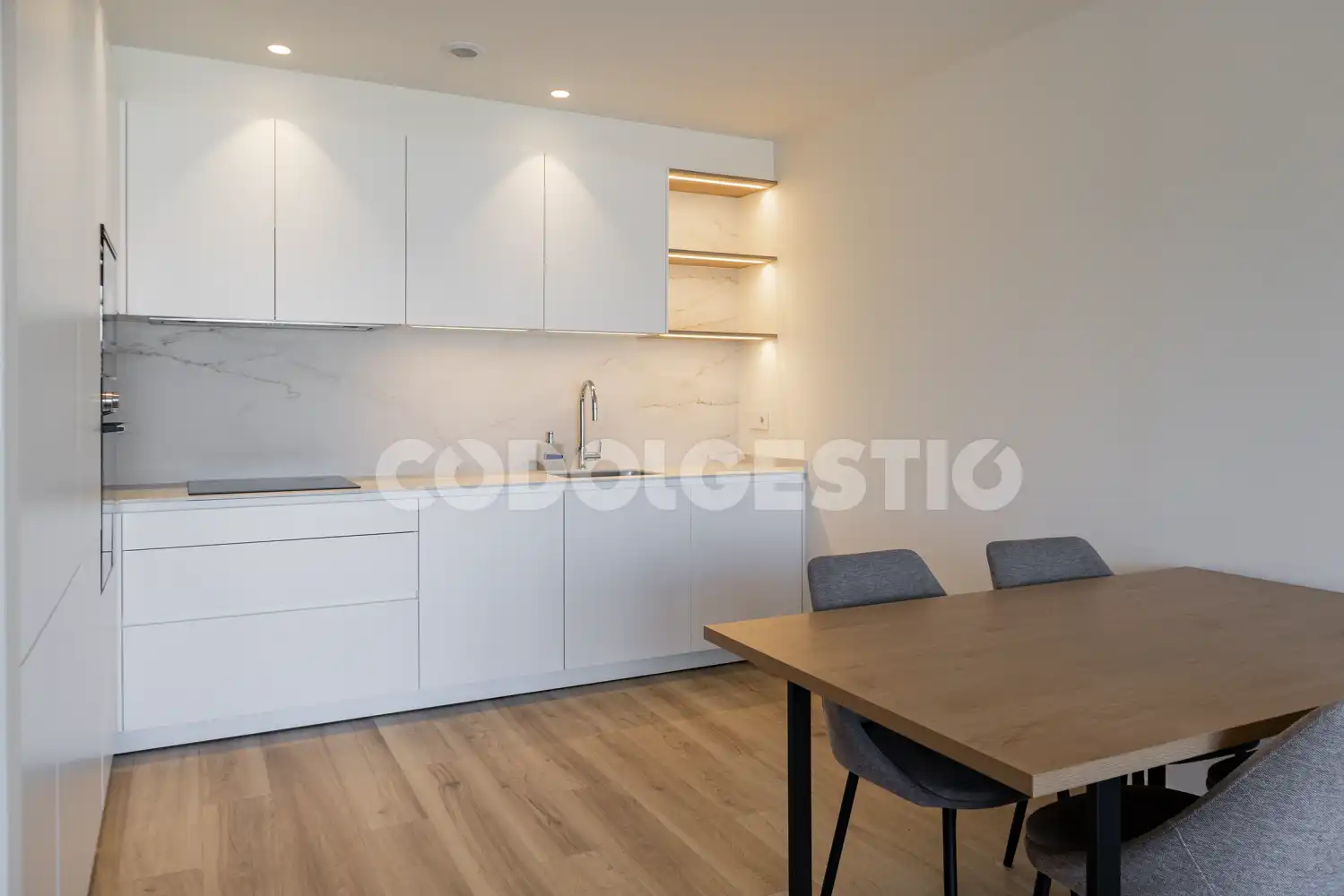 Küche von Wohnung zum Verkauf in Vic mit Terrasse