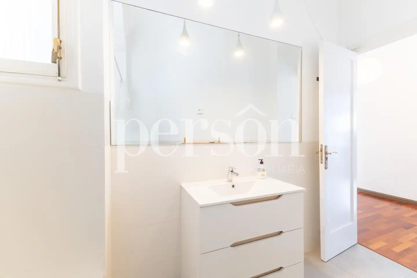 Flat with lift to rent in L'Eixample, imagen 12
