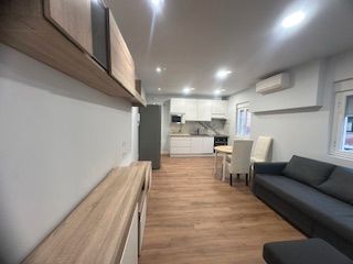 Apartamento de alquiler en Valverde de la Virgen con Calefacción, Parquet y Amueblado