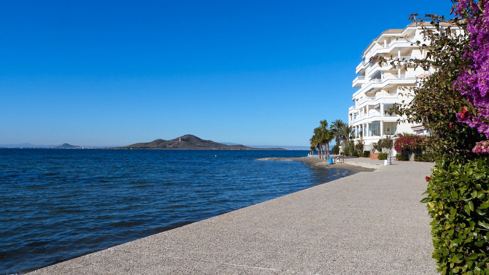 Exterior view of Single-family semi-detached for sale in La Manga del Mar Menor  with Air Conditioner, Heating and Terrace