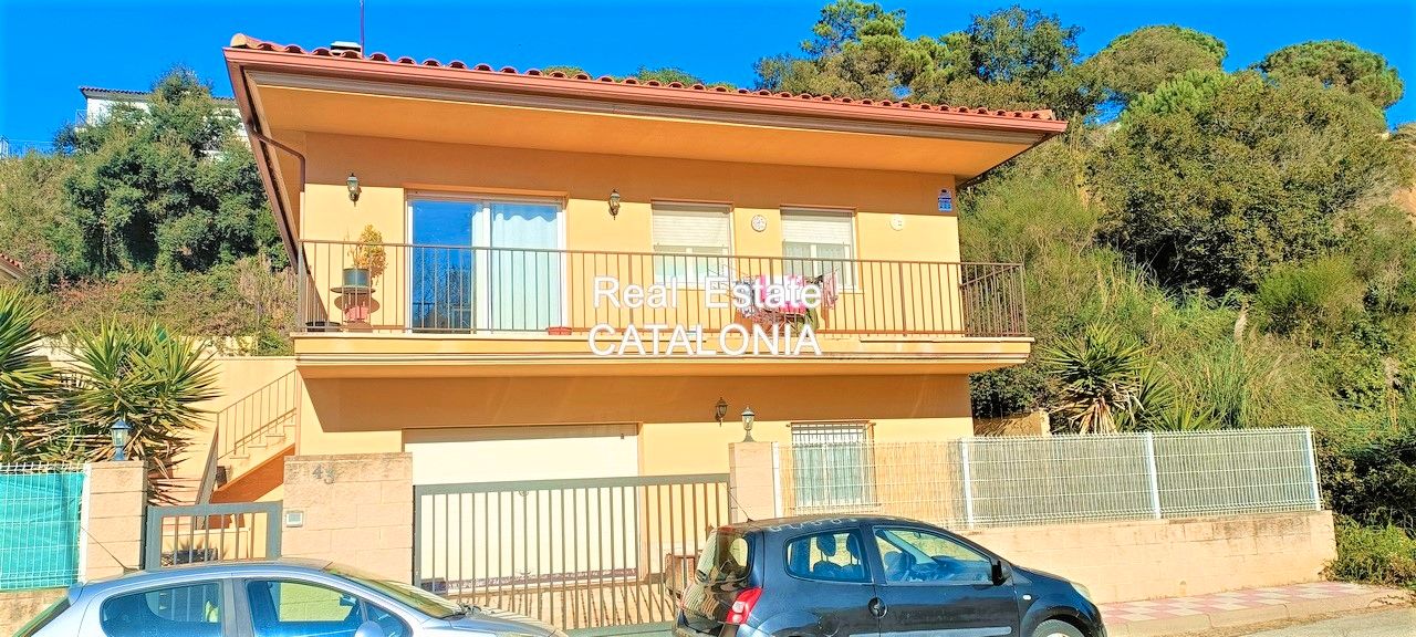 Exterior view of House or chalet for sale in Lloret de Mar  with Heating, Private garden and Terrace