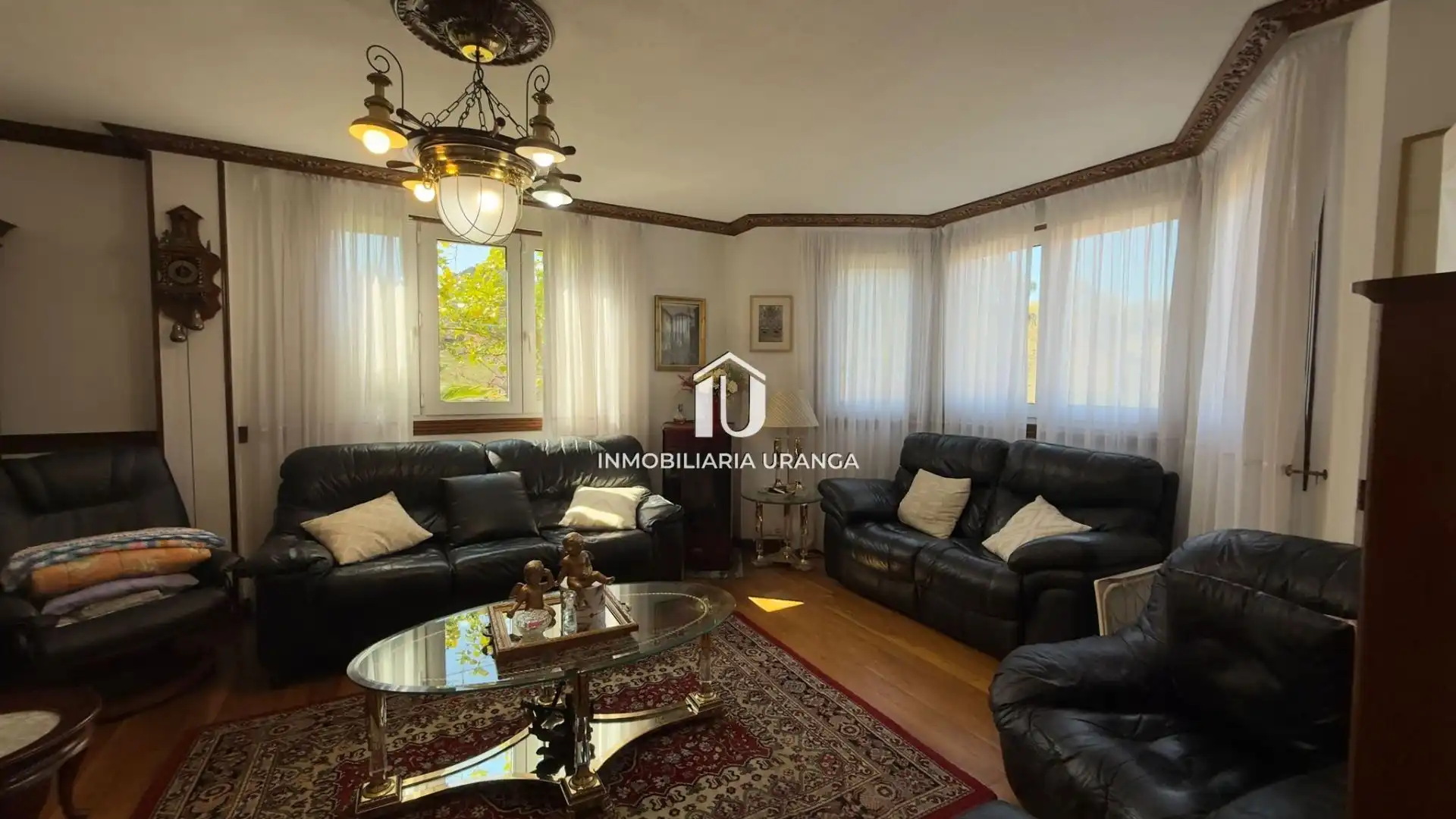 Sala de estar de Casa o chalet en venta en Laredo con Calefacción y Terraza