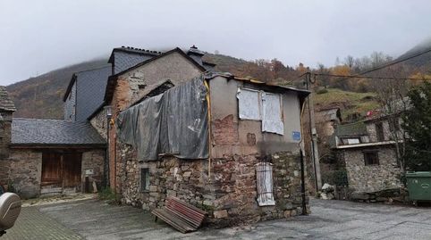 Foto 3 de Casa o xalet en venda a Avenida el Rollo, 23, Igüeña, León
