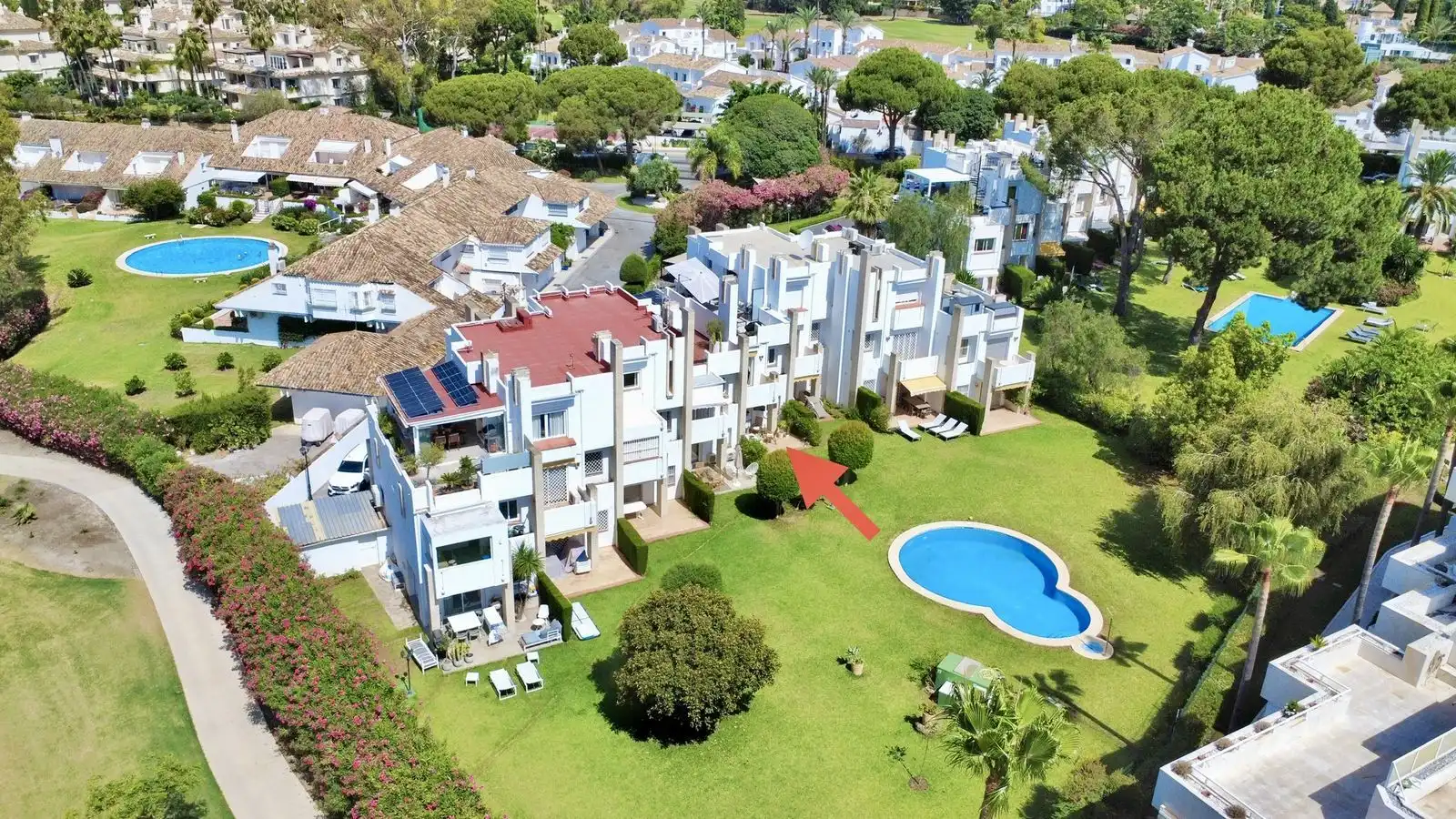 Adossat amb piscina en venda a Avenida José Banús 32, imagen 28