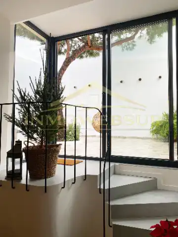 Casa amb terrassa en venda a Calle Rodrigo Diaz de Vivar "El Cid", imagen 4