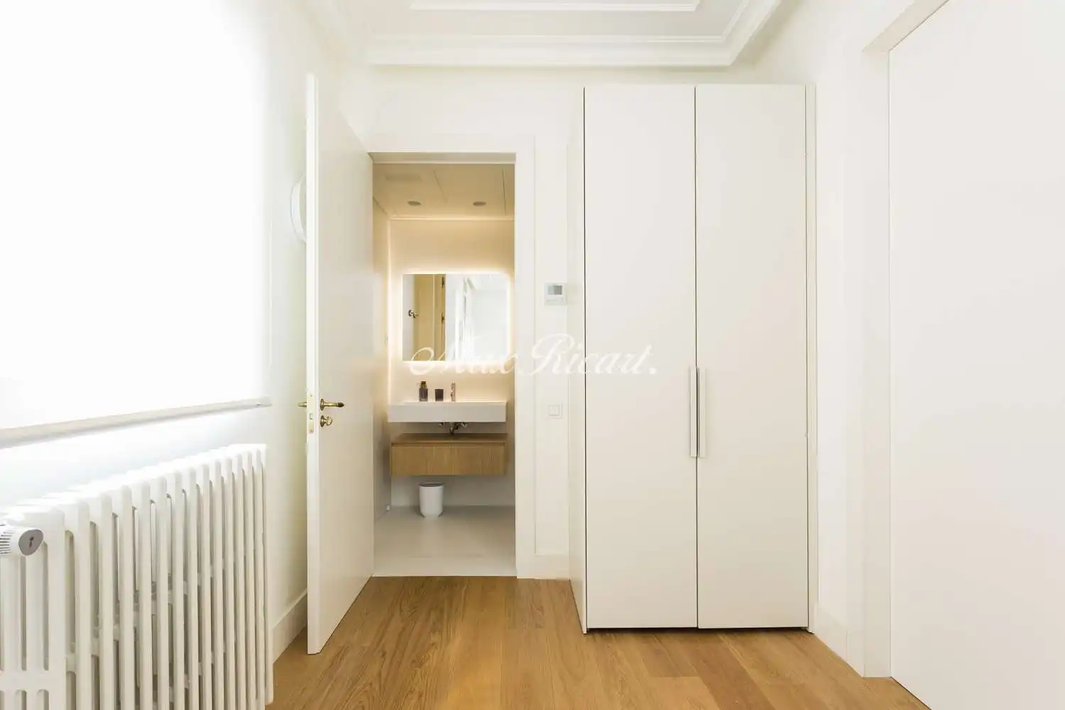 Dachboden zur Miete in N/A, Dreta de l'Eixample
