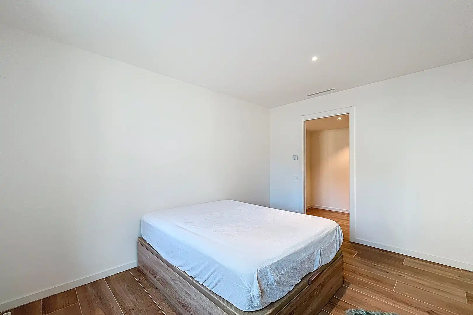 Bedroom of Apartments for sale in Escaldes – Engordany  with Parquet flooring and Terrace