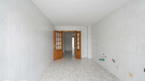 Foto 3 de Piso en venta en Verín, Ourense