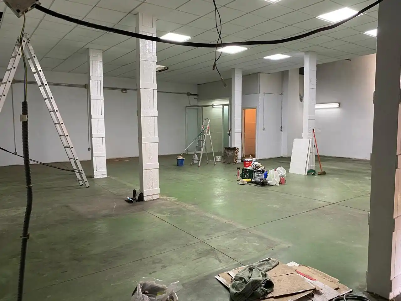 Local comercial en alquiler en El Real, imagen 5