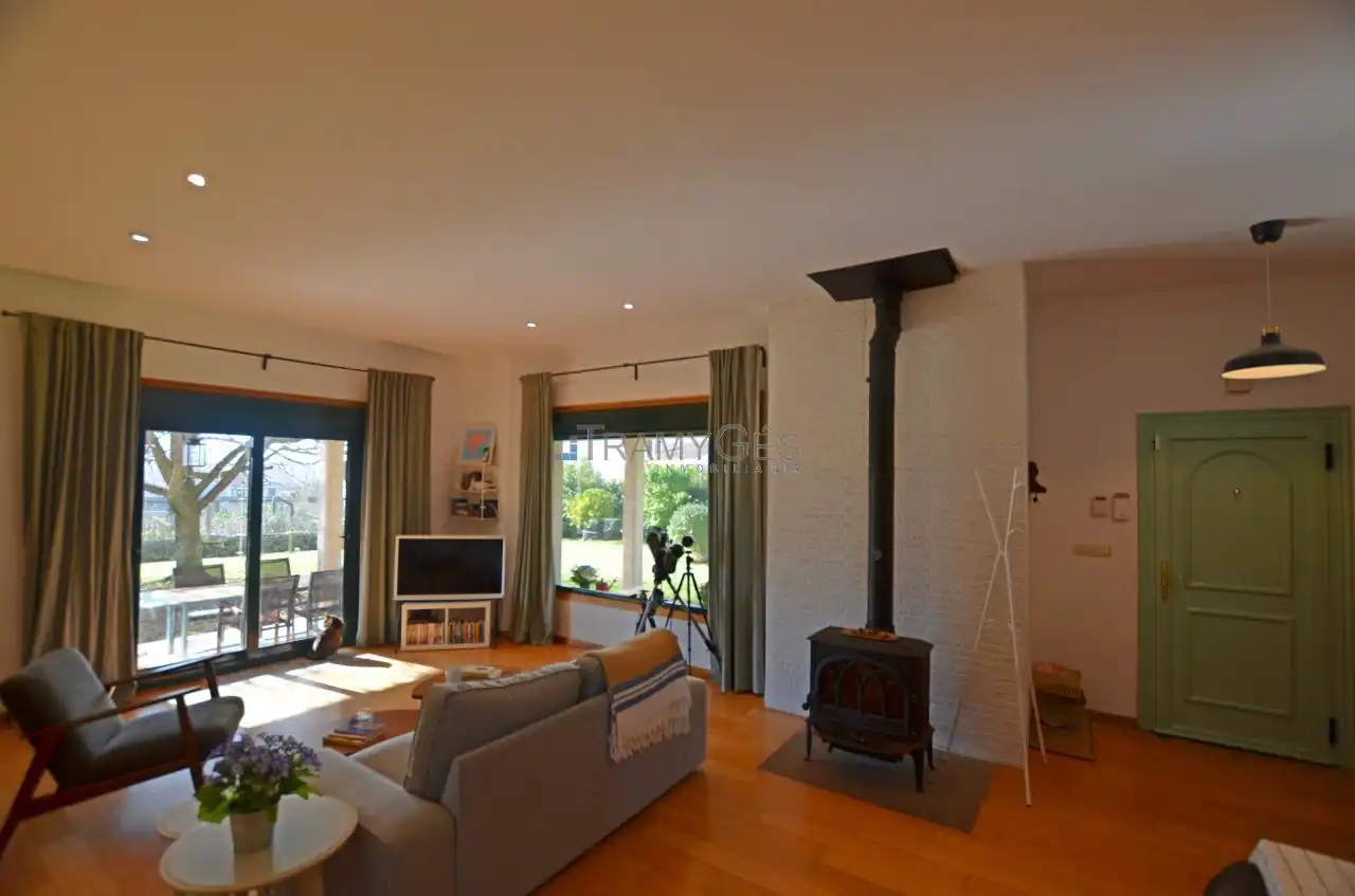 Sala de estar de Casa o chalet en venta en Tomiño con Calefacción, Jardín privado y Terraza