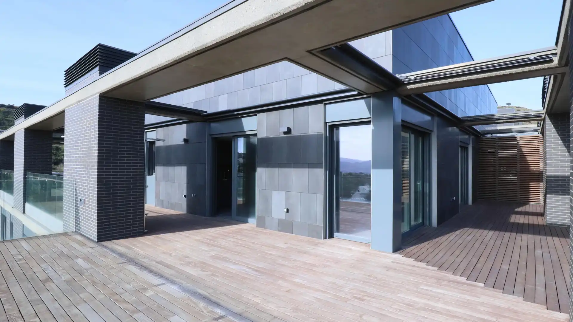 Terrassa de Àtic en venda en Esplugues de Llobregat amb Aire condicionat, Calefacció i Jardí privat