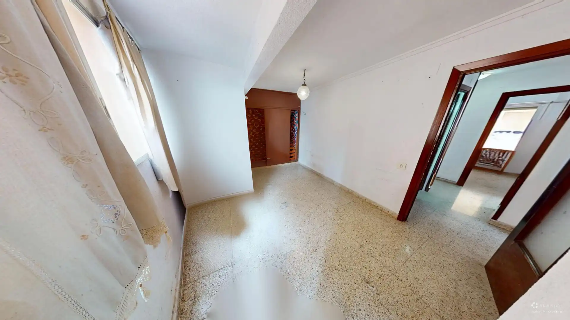 Wohnung zum Verkauf in Alicante / Alacant mit Parkett, Terrasse und Möbliert
