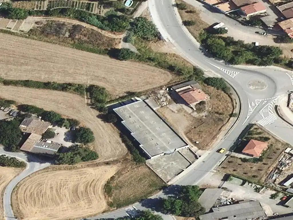 Nau industrial en venda a Calle Ollic