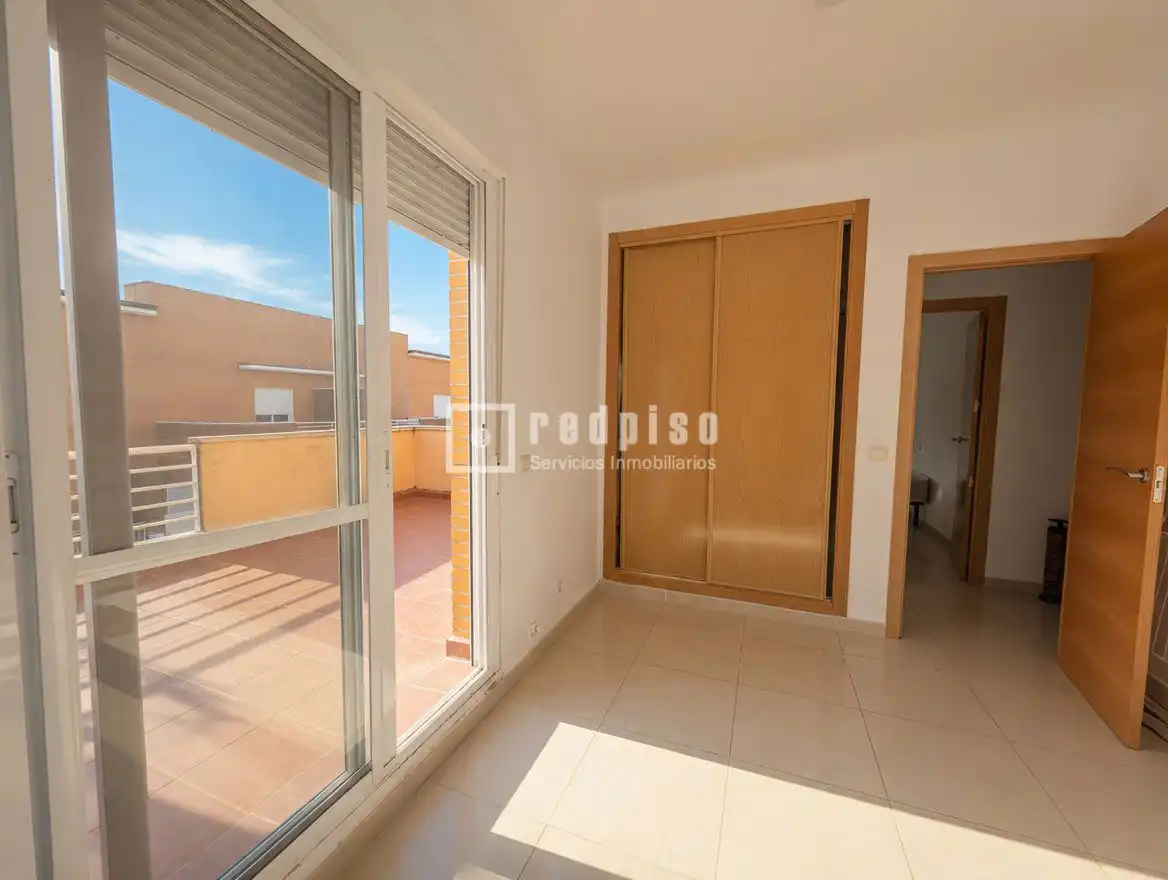 Dormitori de Casa o xalet en venda en Camarena amb Aire condicionat, Calefacció i Terrassa