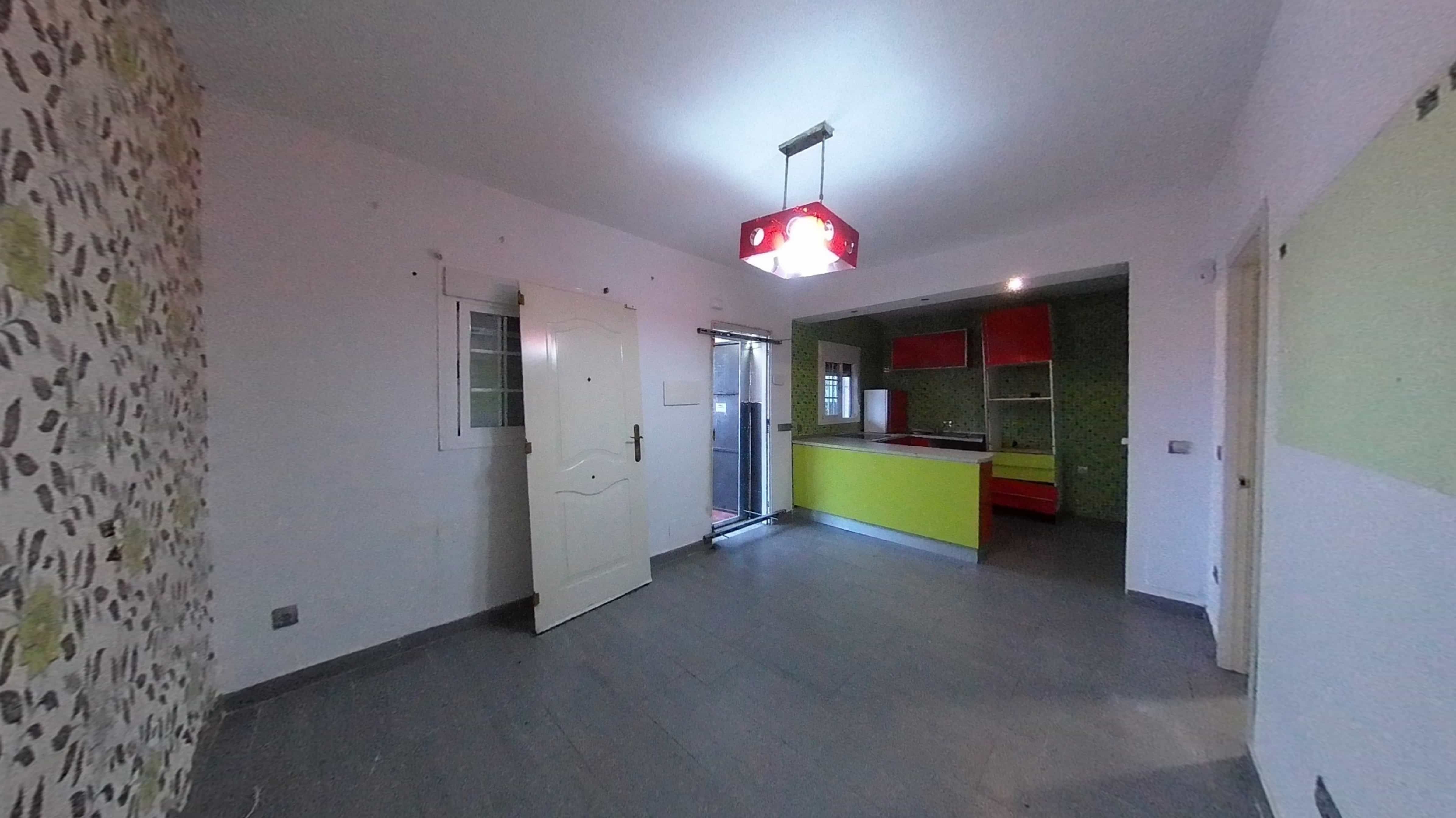 Flat for sale in La Línea de la Concepción  with Terrace