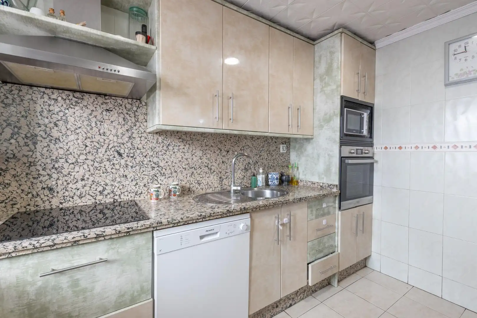 Casa adosada en venta en Calle Goya, 24, Poniente