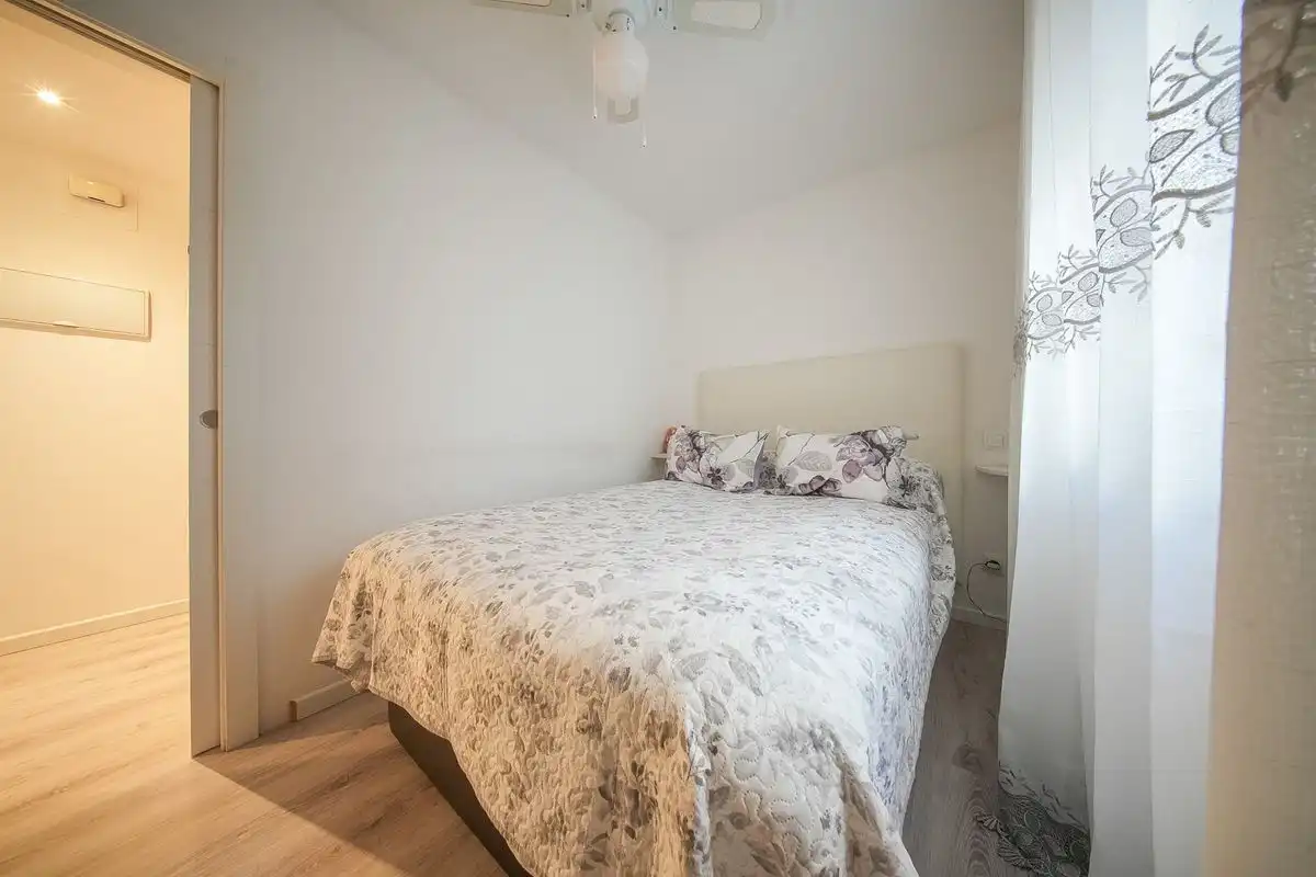 Bedroom of Ground floor for sale in Alovera  with Air Conditioner, Heating and Private garden