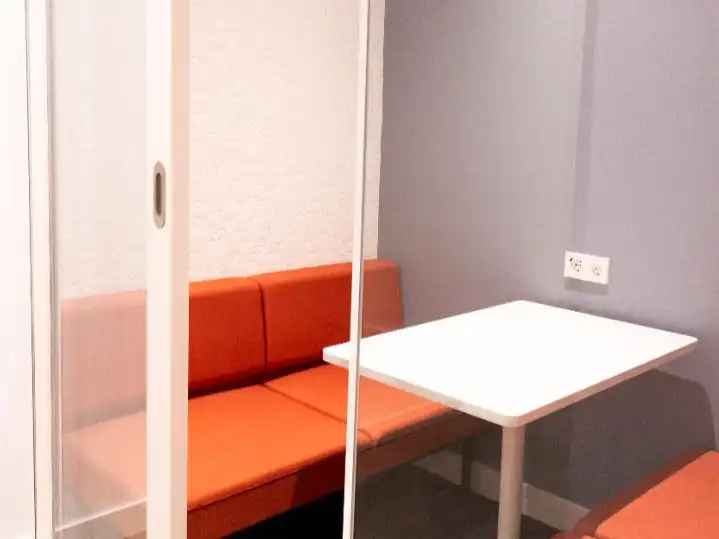 Office for rent in Madrid  with Air Conditioner, Heating and Furnished