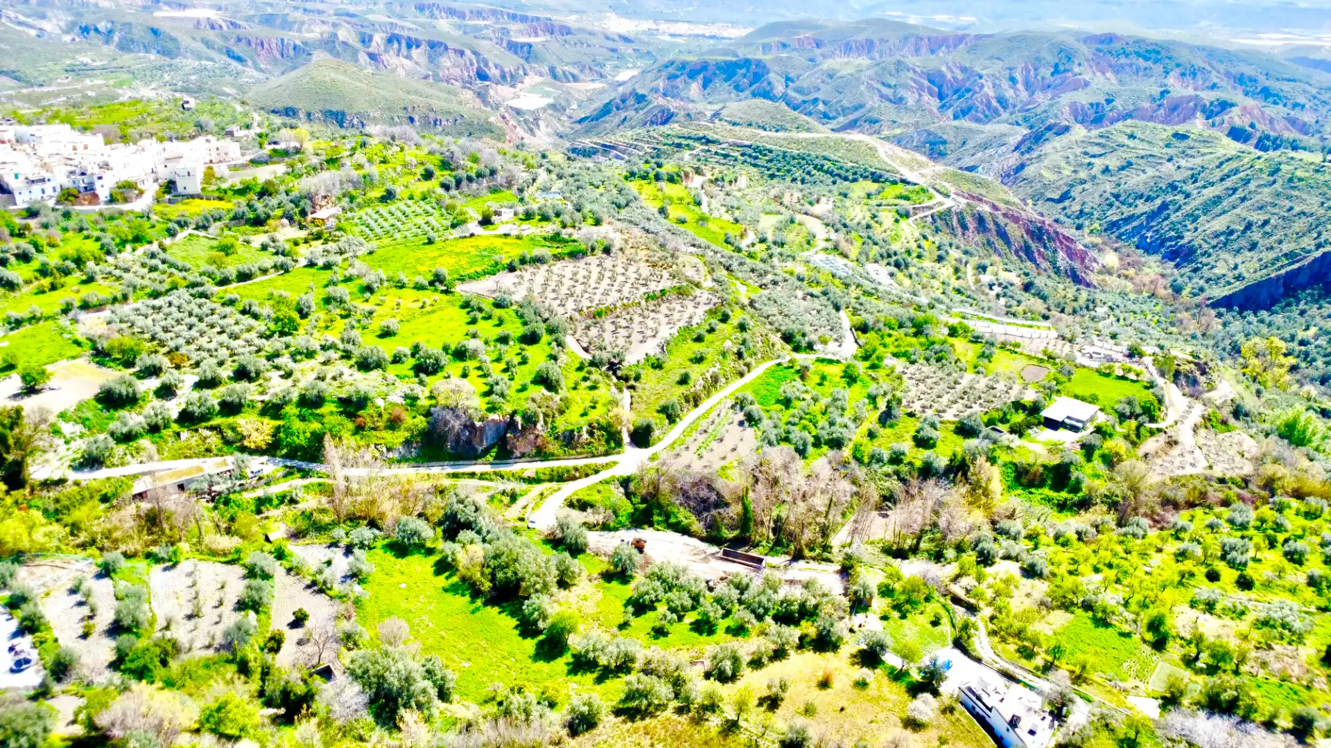 Vista exterior de Casa o xalet en venda en Válor amb Aire condicionat, Calefacció i Terrassa