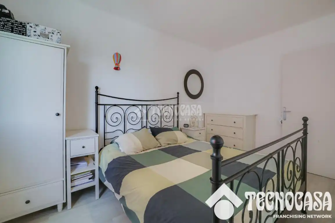 Habitación de Piso en venta en Badalona con Calefacción y Balcón