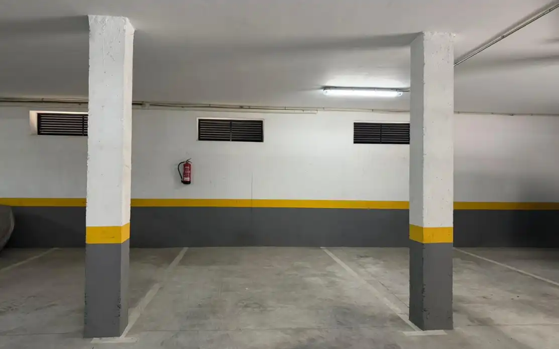 Parking of Flat for sale in Cuacos de Yuste  with Terrace, Storage room and Furnished