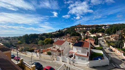 VENTA DE BONITA CASA PAREADA EN SEGUR DE CALAFELL