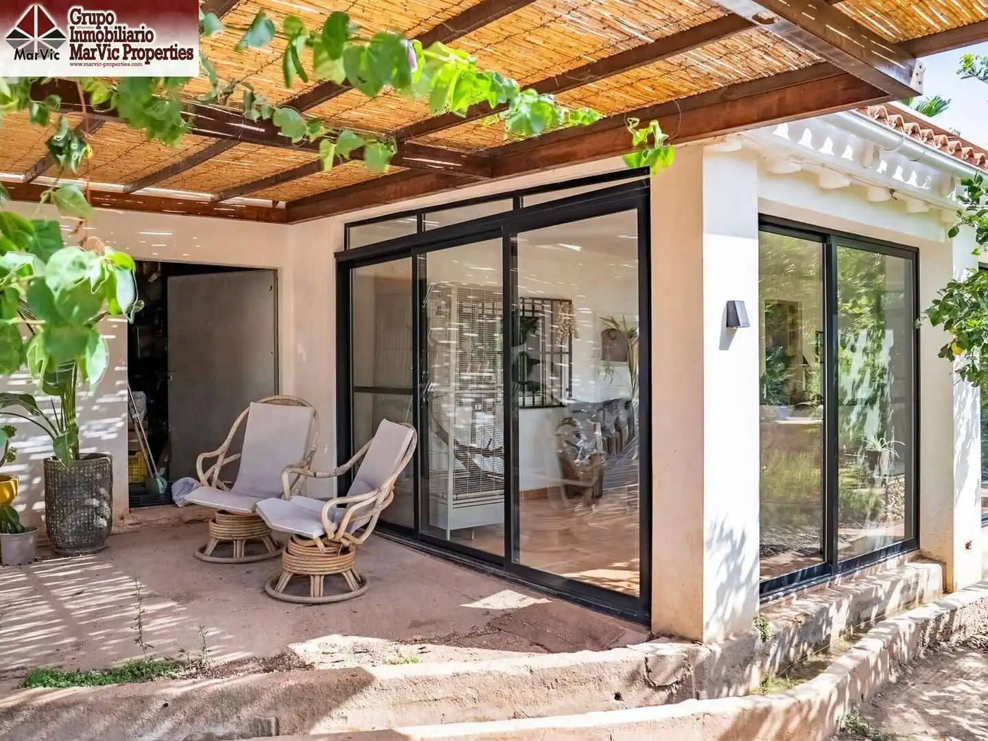 Terrassa de Apartament en venda en Callosa d'en Sarrià amb Aire condicionat, Jardí privat i Moblat
