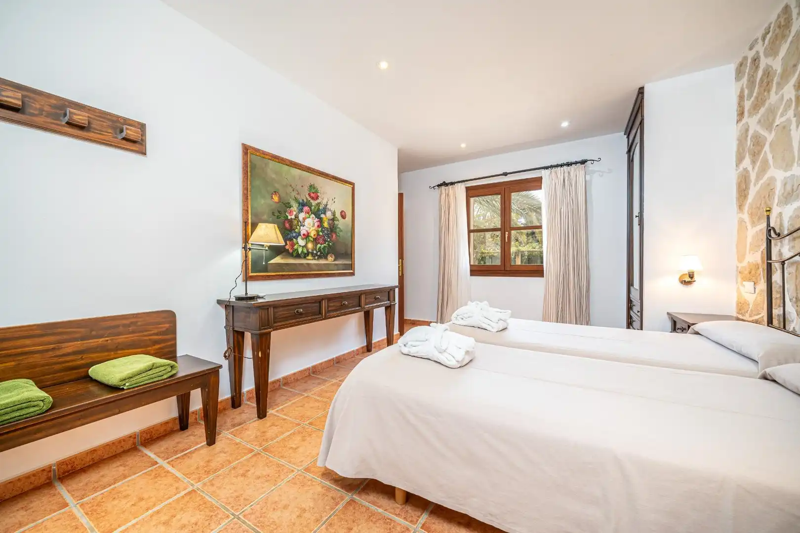 Habitación de Edificio en venta en Ses Salines con Piscina comunitaria