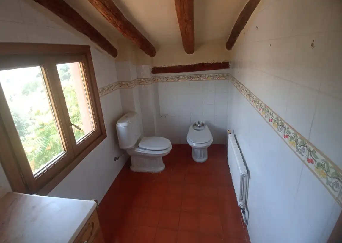 Bany de Casa adosada en venda en El Grado