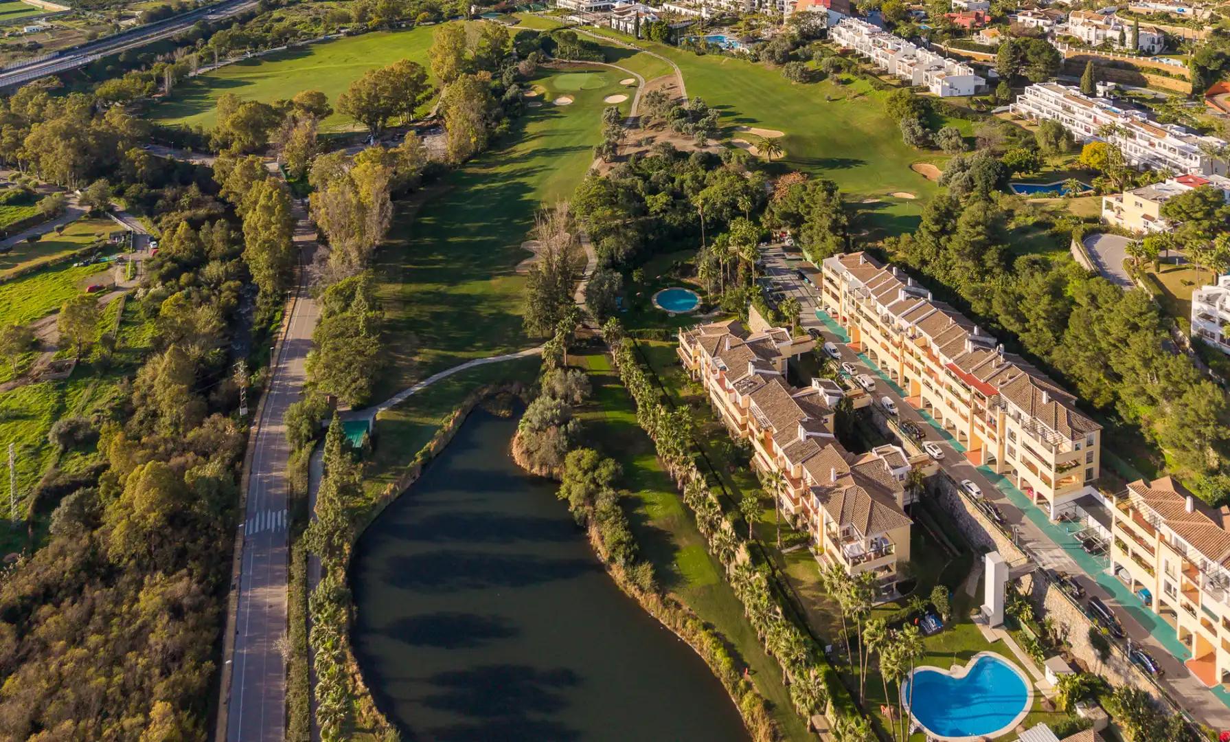 Apartamento con piscina en venta en HERROJO EL 0, imagen 26