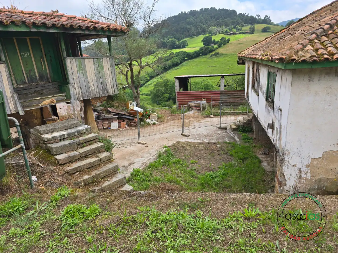 Vista exterior de Ático en venta en Llanera