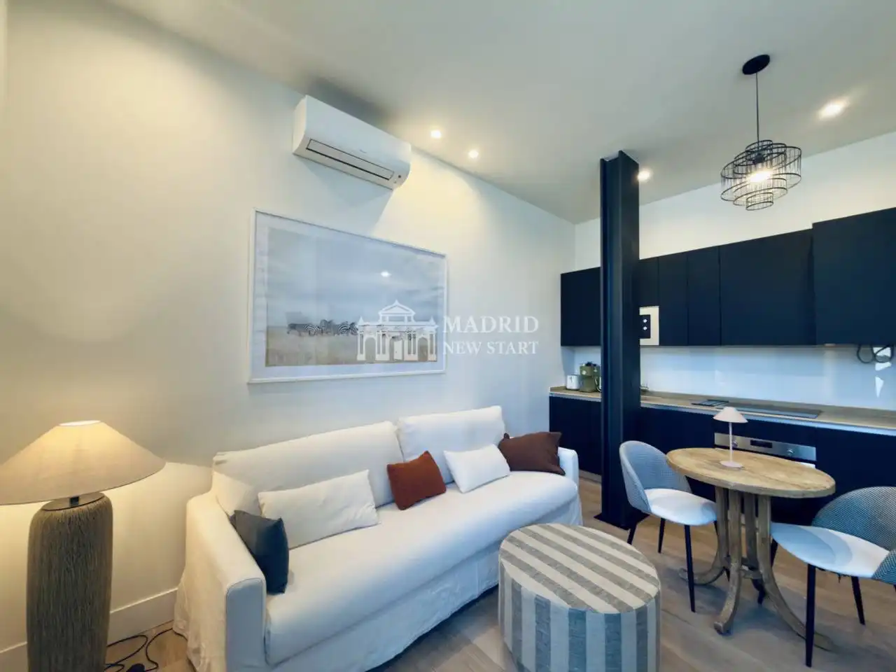 Loft with lift to rent in Calle Algeciras, imagen 5
