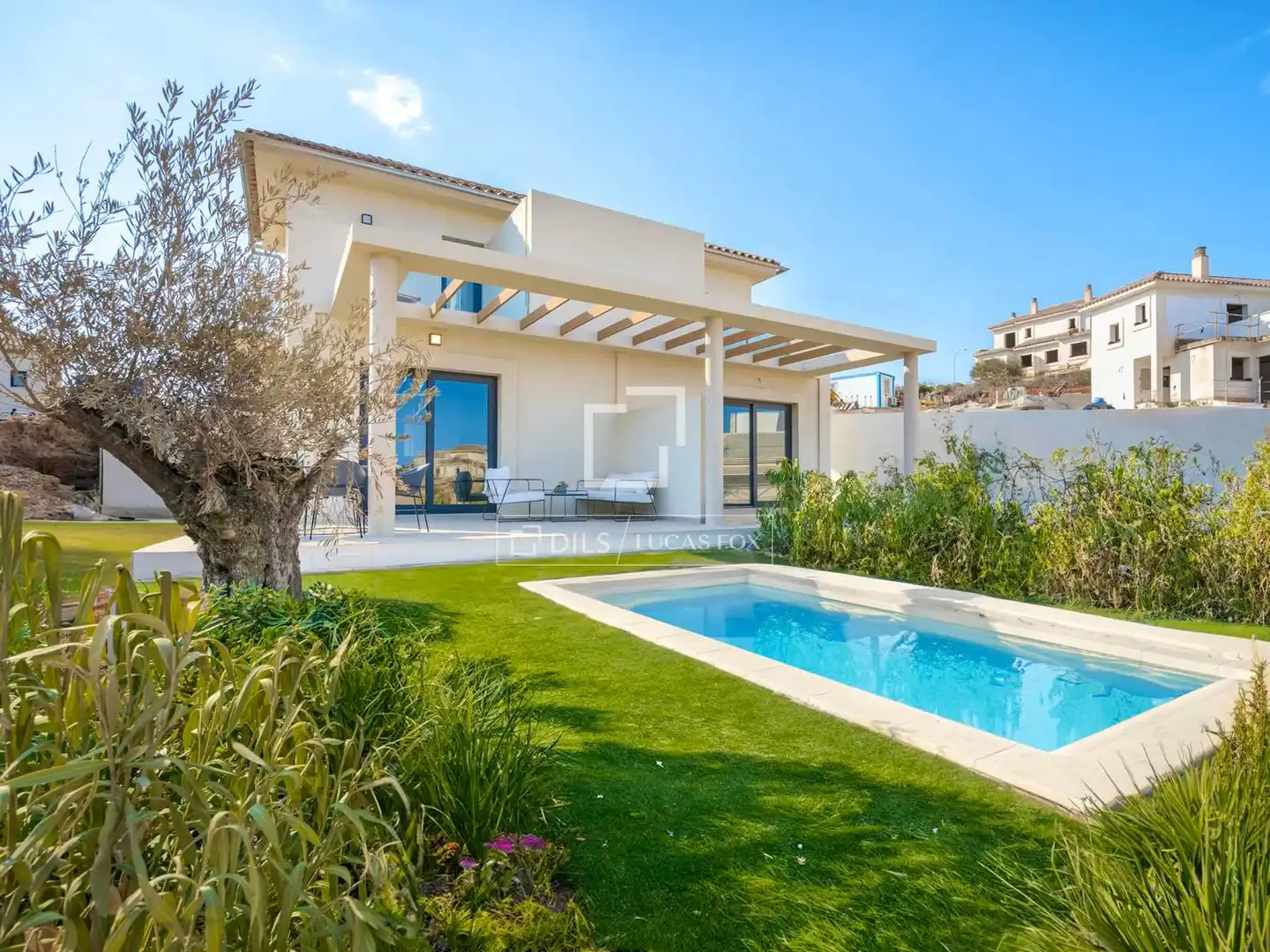 Vista exterior de Casa o xalet en venda en Manacor amb Aire condicionat, Jardí privat i Traster